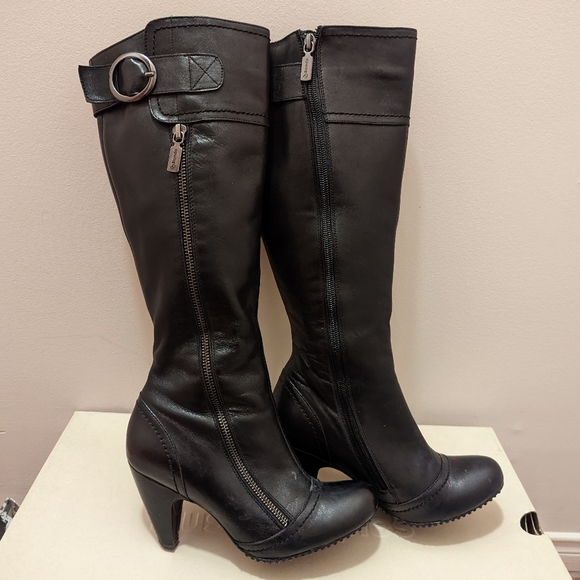 Blondo Boots - Picture 1 of 3